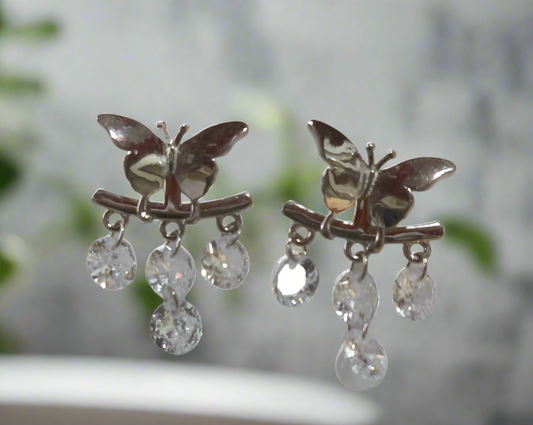 Earring butterfly 92.5 silver for girls with rhodium plating weight 3.600 gm