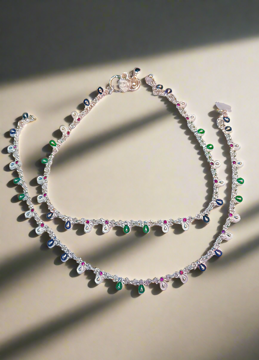 Silver payal weight 30.200   size 10 inch