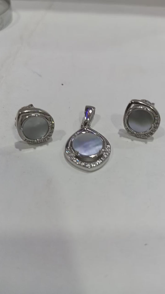 Earring with pendant 92.5 silver with rhodium plating weight 5.100gm