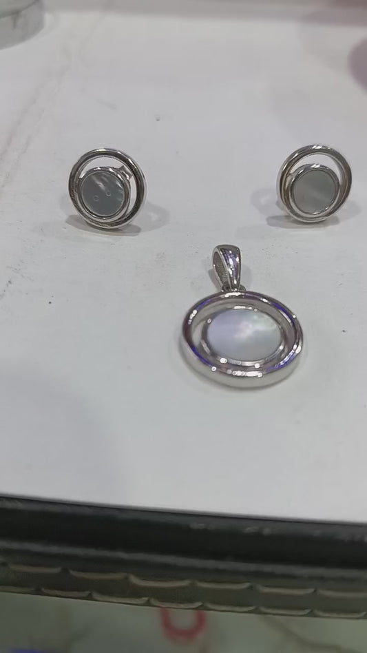 Earring with pendant 92.5 silver with rhodium plating weight 5.190gm