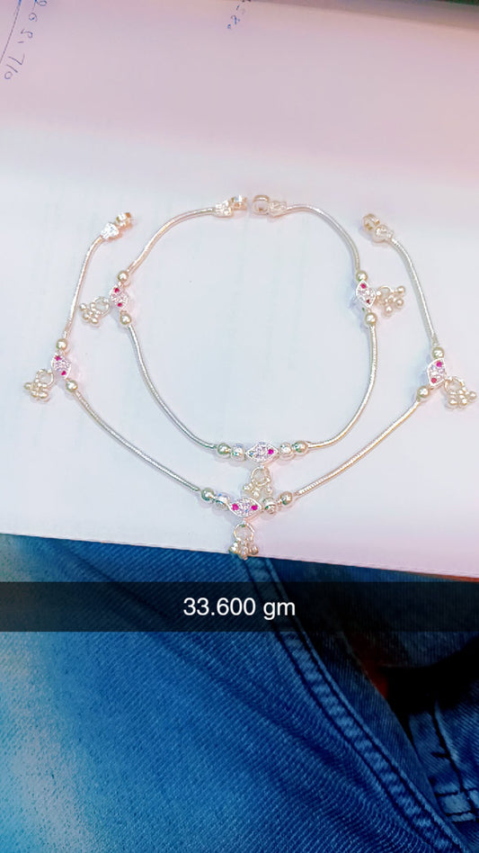 Payal weight 33.600  size 10 inch